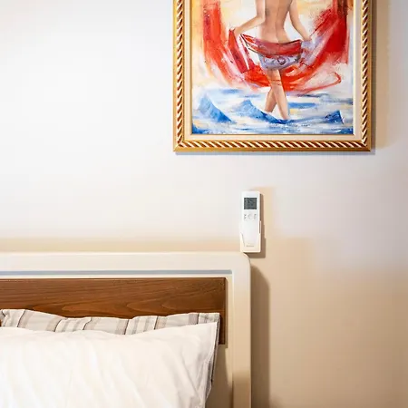 Grande Luxury - 2 Apartment Kalamata