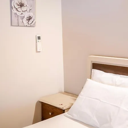 Grande Luxury - 2 Apartman Kalamáta