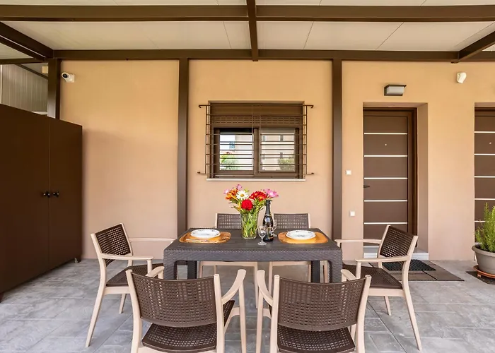 Grande Luxury - 2 كالاماتا