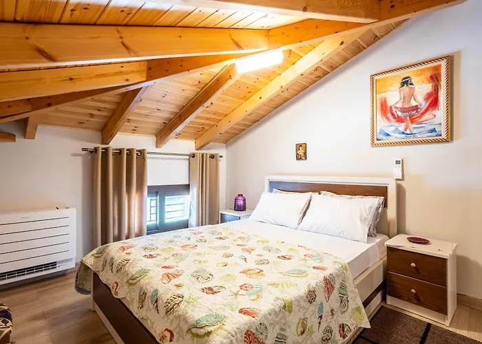 Grande Luxury - 2 * Calamata